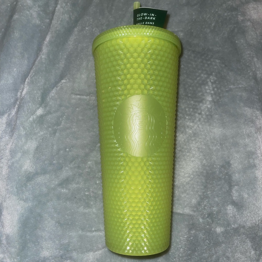 Starbucks Glow in the Dark cup from this year’s Halloween collection. Venti Size